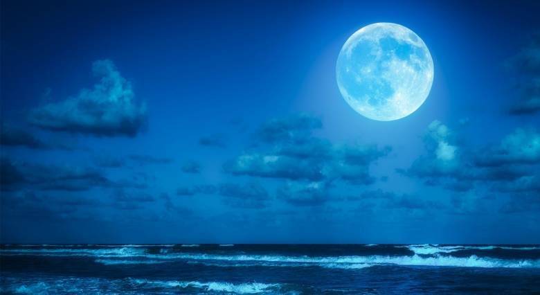 <br />
Осетровое Полнолуние или Голубая Луна 22 августа 2021 года: в чем особенности небесного события                
