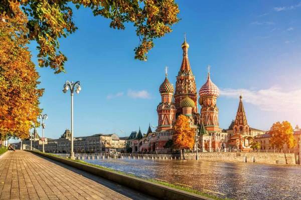 <br />
В Гидрометцентре назвали сроки наступления осени в Москве в 2021 году                