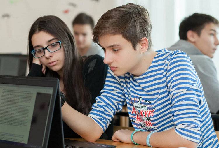 <br />
Введут ли в России дистанционное обучение в школах и ВУЗах с 1 сентября 2021 года                