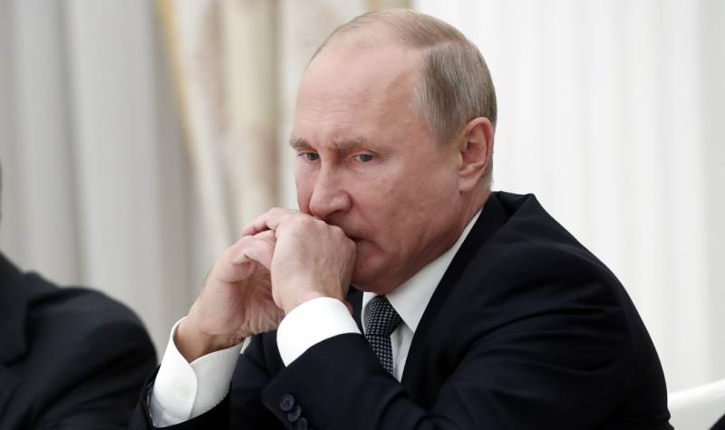 <br />
Британские таблоиды предполагают, что Владимир Путин уйдет в отставку после выборов в Госдуму                