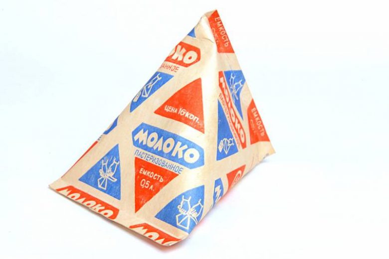 <br />
Как в СССР возникла идея разливать молоко в картонные пирамидки                