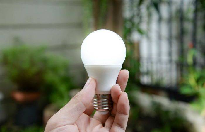 <br />
О каких вредных свойствах приборов нужно знать, отдавая предпочтение светодиодным лампам                