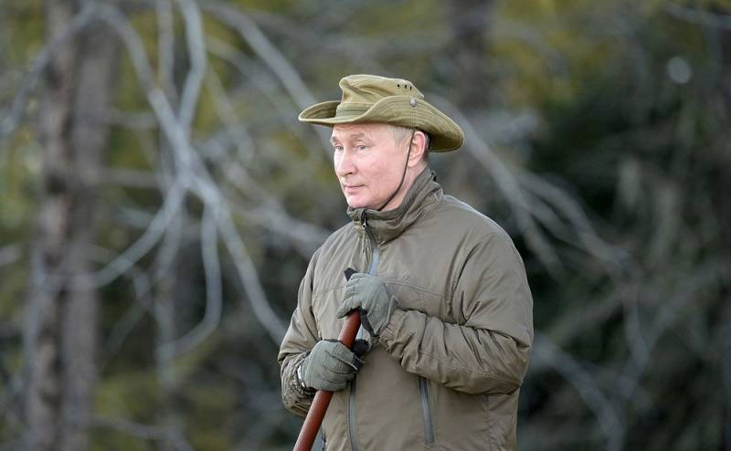 <br />
Обычный отдых: в Сети опубликованы кадры отдыха Путина и Шойгу в Сибири                