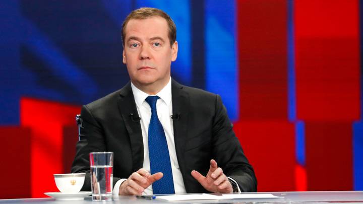 <br />
Раскрыты подробности болезни Дмитрия Медведева                