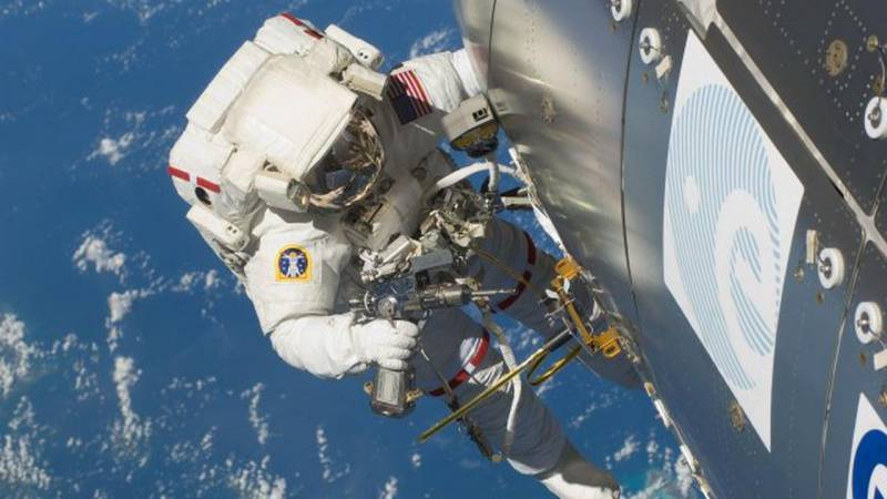 <br />
Российский сегмент МКС трещит по швам, что опасно для космонавтов                