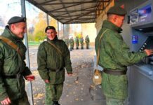 С 1 октября 2021 года вырастут оклады военнослужащих и силовиков