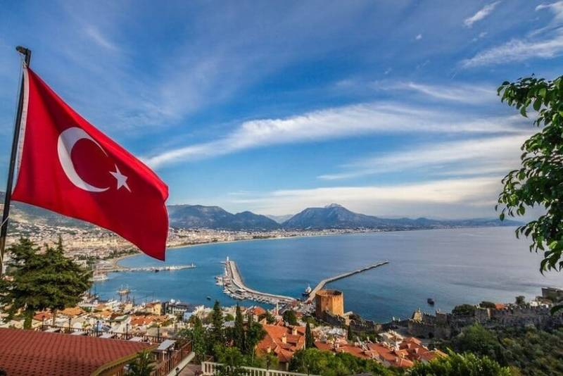<br />
В Турции усилили антиковидные меры: что ждет российских туристов в сентябре 2021 года                