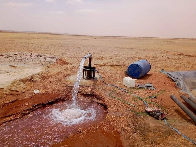 <br />
Живительная влага под толщей песков: почему не состоялся грандиозный проект по опреснению Сахары                