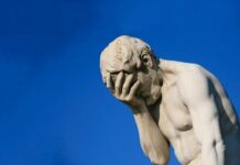 «Глупцы опаснее бандитов»: пять универсальных законов глупости от Карло Чиполлы