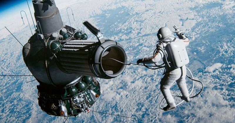<br />
Космическая гонка возвращается: западные СМИ прокомментировали полет российских актеров в космос                