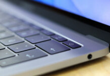 Мужчина зашел в интернет и случайно узнал правду о сыне