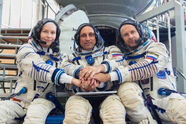 <br />
Полет Шипенко и Пересильд в космос: заслужили ли они звание Героев России                