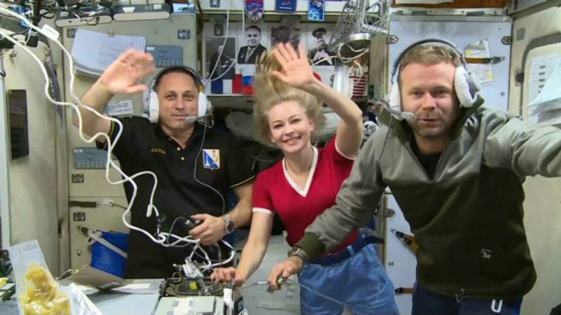 <br />
Полет Шипенко и Пересильд в космос: заслужили ли они звание Героев России                