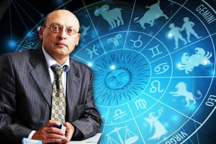 <br />
Президент «Русской астрологической школы» Александр Зараев назвал знаки зодиака, которым будет сопутствовать удача весь 2022 год                