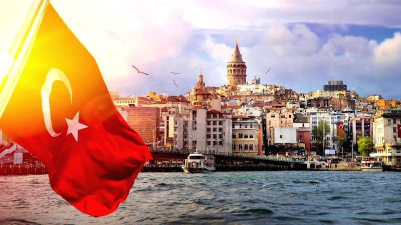 <br />
Российским туристам разъяснили правила въезда в Турцию в октябре 2021 года                