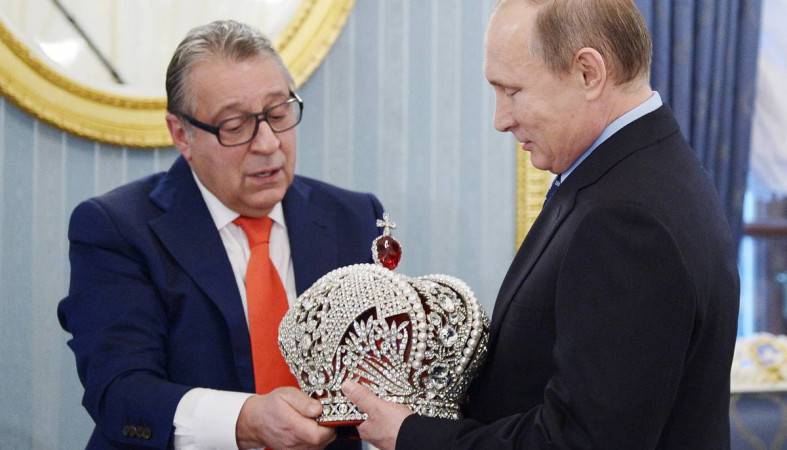<br />
Самые необычные подарки в жизни президента РФ Владимира Путина                