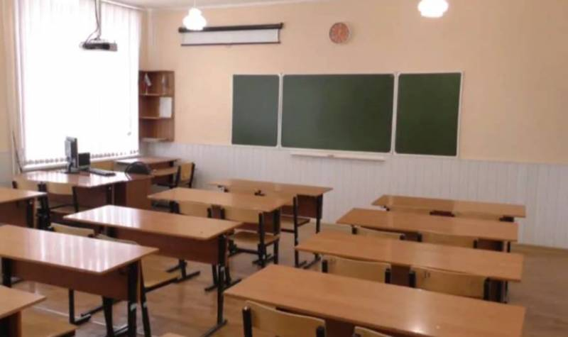 <br />
Школы Москвы уйдут на осенние каникулы с 28 октября 2021 года                