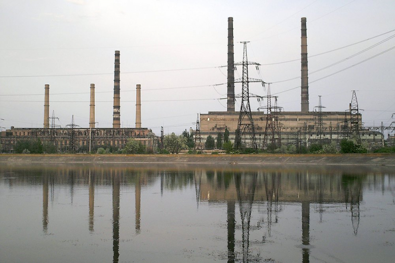Славянскую ТЭС на Украине остановили из-за нехватки угля