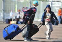 В России с 17 октября ввели новый порядок выезда детей за границу: какие произошли изменения