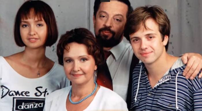 <br />
Жизнь после славы: почему кумир 90-х Андрей Губин исчез на самом пике своей карьеры                