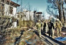 Делегация посольства США посетила позиции украинских силовиков в Донбассе