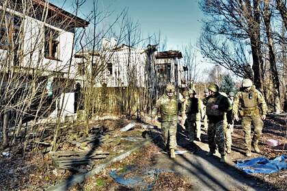 Делегация посольства США посетила позиции украинских силовиков в Донбассе