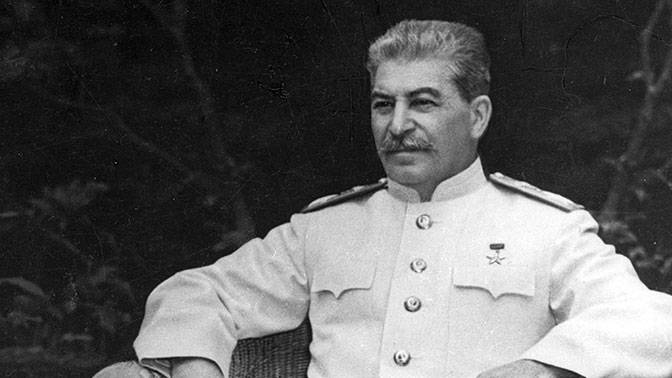 <br />
История засекреченного проекта «Андроген»: чем закончились поиски эликсира «вечной жизни» для Сталина                