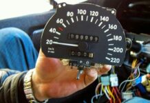 Как узнать, что вам предлагают авто со скрученным пробегом