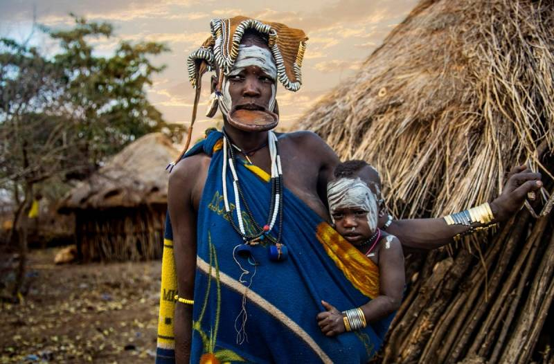 <br />
Как живет эфиопское племя «духов тьмы» и о чем стоит знать туристам, которые хотят посетить мурси                