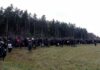 Колонна людей с тюками: что происходит на польско-белорусской границе сегодня, 8 ноября 2021 года