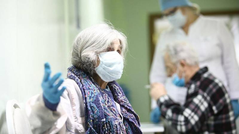 <br />
Люди старше 60 лет обязательно должны вакцинироваться: нововведения в Санкт-Петербурге                