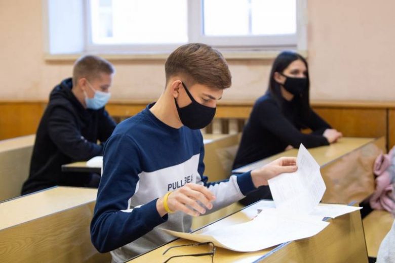 <br />
Продлят ли дистанционное обучение студентам российских вузов с 15 ноября 2021 года                