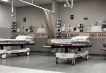 СМИ: В Москве экстренно госпитализирован Александр Градский