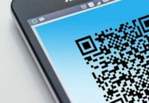 Спорный вопрос: имеют ли право требовать QR-код о вакцинации и не впускать без него куда-либо