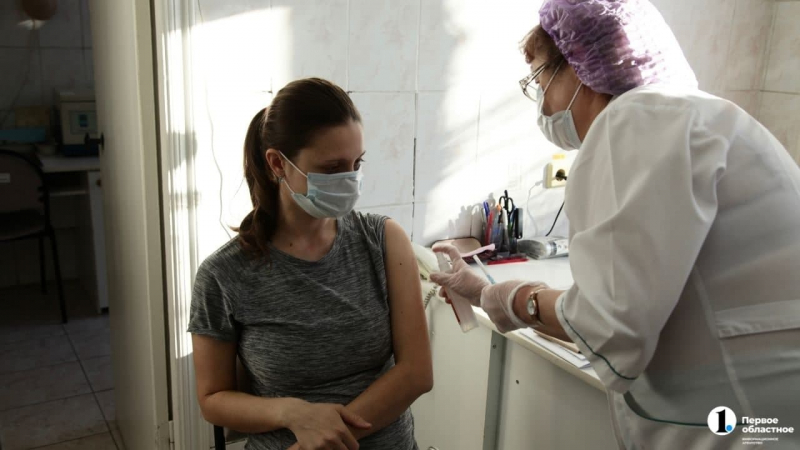 «Такая же, как от гриппа»: беременные челябинки оценили вакцину «Спутник V»