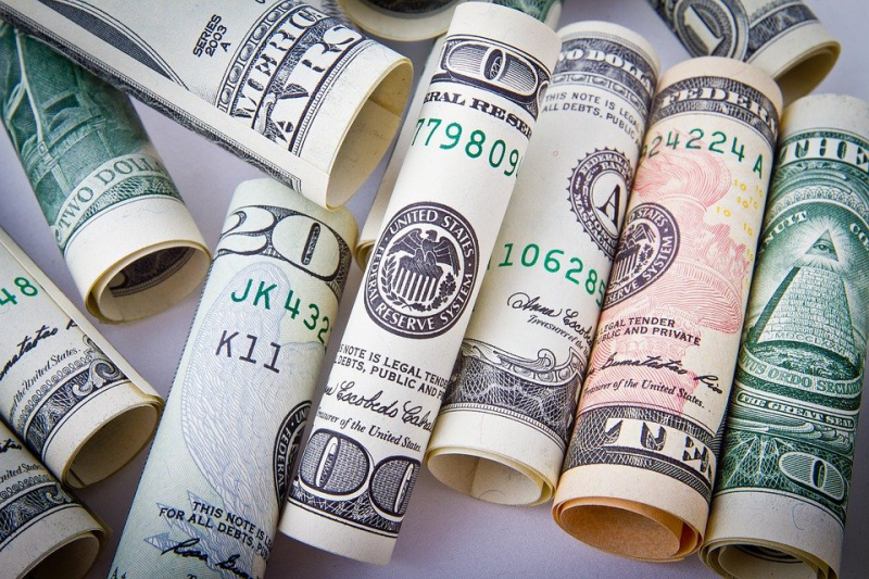 Тотальный отъем долларов: экономист предупредил россиян об угрозе