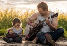 В 2021 году День сыновей россияне отпразднуют 22 ноября