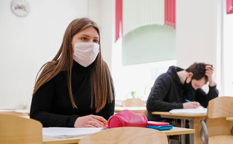 <br />
Вернут ли дистанционное обучение в российских школах с 8 ноября 2021 года                