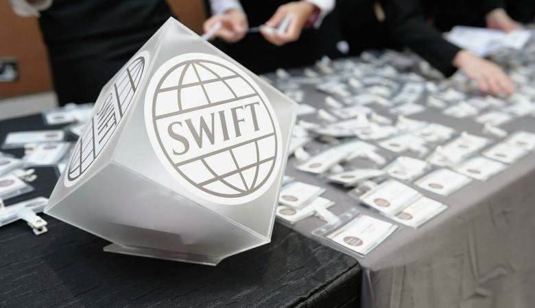<br />
Что будет если Россию отключат от платежной системы SWIFT                
