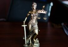 Давление на «неправильных» судей: как Елену Кондрат вынуждают принимать нужные решения