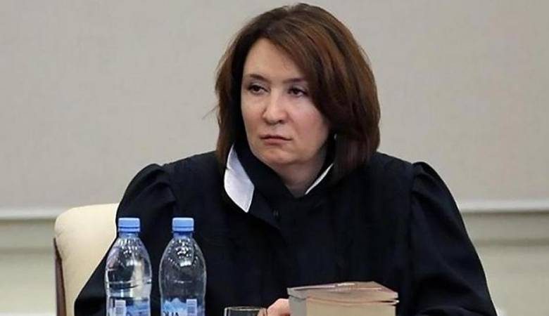 <br />
Экс-судье Елене Хахалевой выдвинули ряд обвинений                