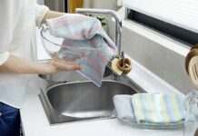 Как вернуть чистоту и свежесть кухонным полотенцам с помощью недорогих и проверенных средств