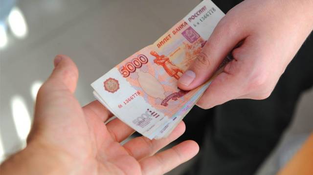 <br />
Кто получит по 10 тысяч рублей в декабре 2021 года: что известно на сегодня, 30 ноября 2021 года                