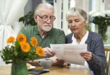 Москвичам сообщили график выплат пенсий в конце 2021 года