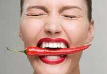 Жизнь с перчинкой: вредно ли часто есть острое?