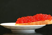 Опасный деликатес: эксперты установили, какую опасность несет в себе красная икра
