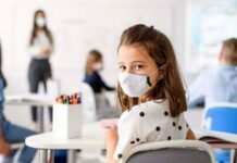 Переведут ли российских школьников на дистанционное обучение в 2022 году