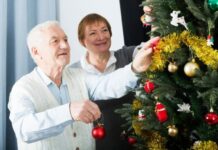 Стоит ли ожидать пенсионерам новогоднюю выплату и когда