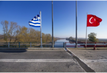 В Греции заявили о превращении страны в нацеленную на Крым базу НАТО