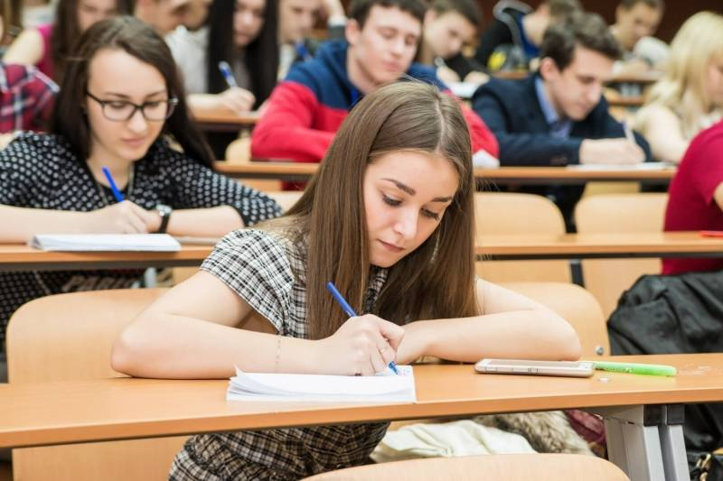 <br />
Дистант с 1 февраля 2022 года: введут ли в школах России и ВУЗах удаленное обучение                